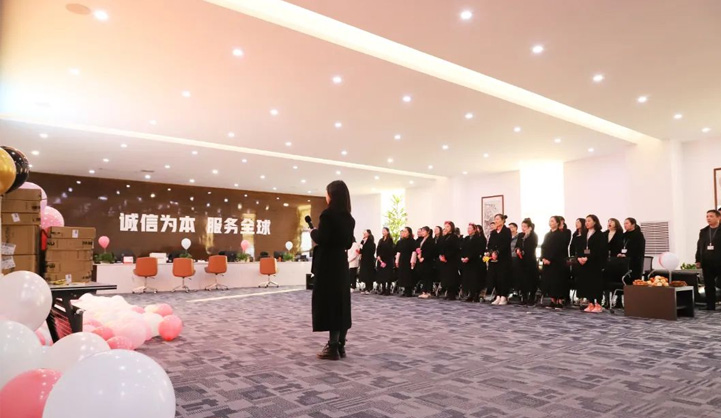 暖心！三峡电缆举办员工生日会暨冬至聚餐活动