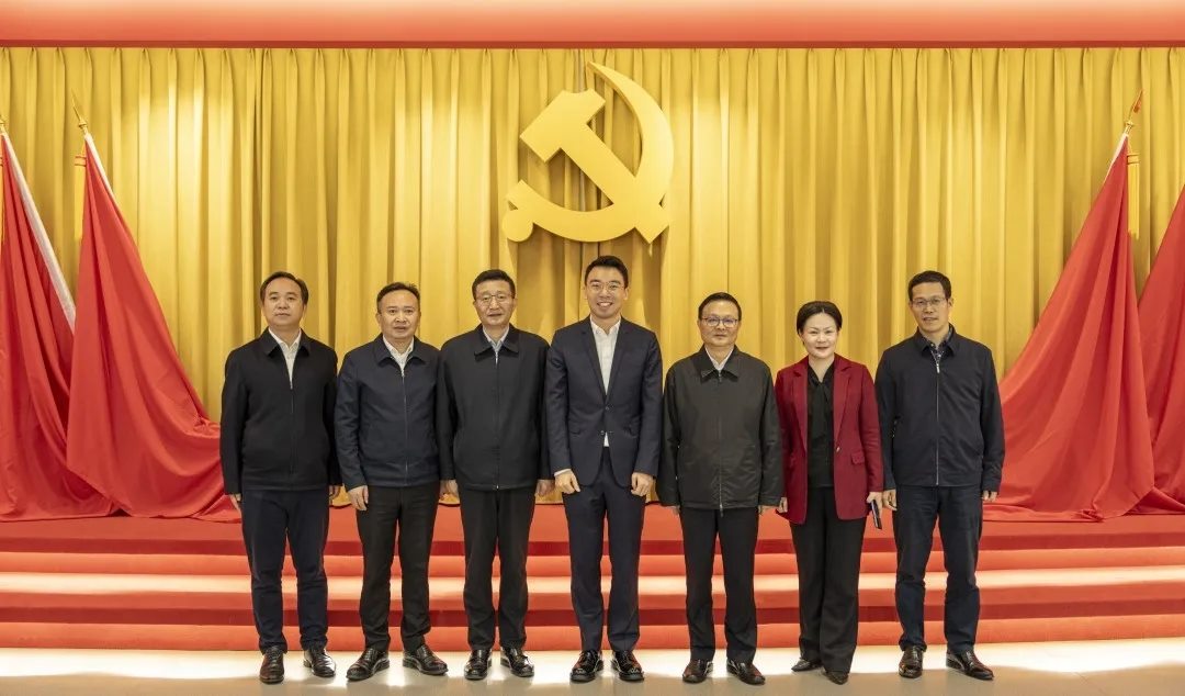 三峡资讯丨开州区党政代表团莅临三峡电缆考察调研