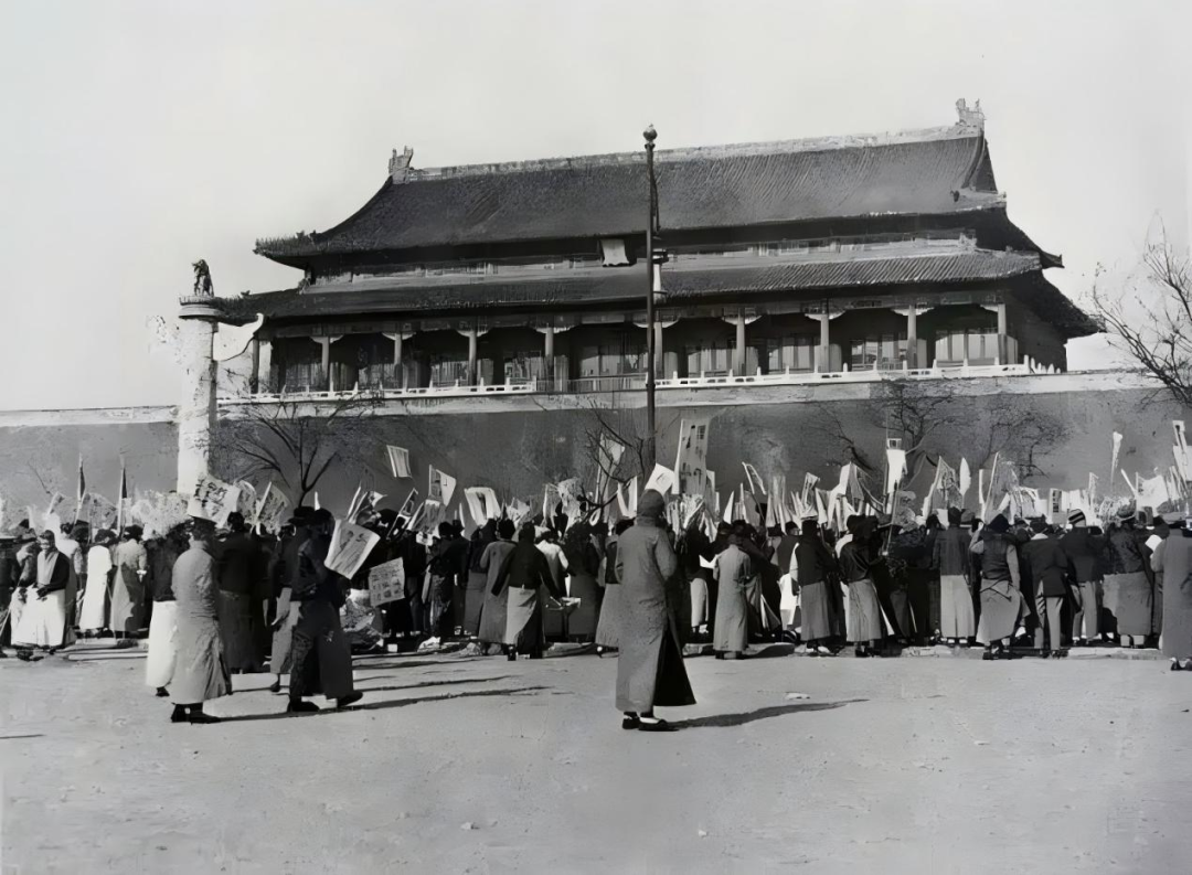 三峡党建丨青年者，国之魂也