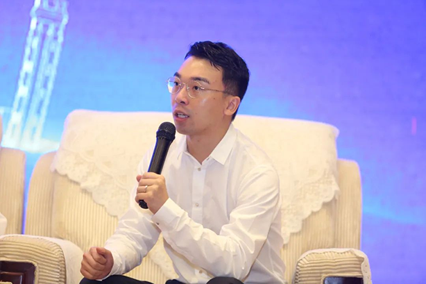 重庆市人大代表何耀威：用心做强企业，履职尽责为民