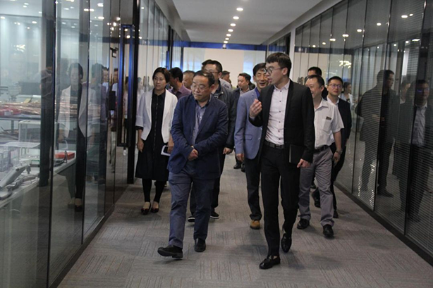 热烈欢迎区人大常委会副主任段祥率队莅临三峡电缆集团调研法治环境工作