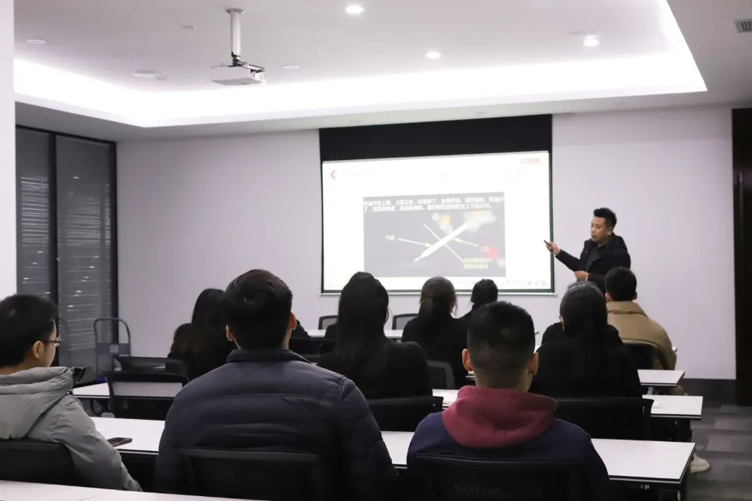 Three Gorges Training | ‘Obey the Law and Know Courtesy, Safe and Civilised Travel’ Traffic Safety Training Session